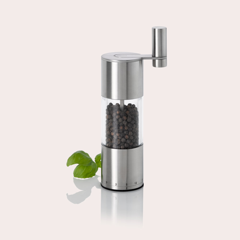Select geared salt and pepper mills