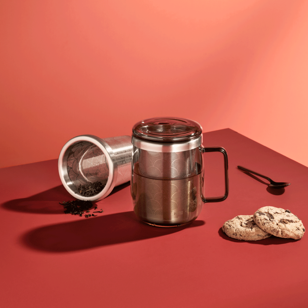 Yuna tea glass with tea infuser