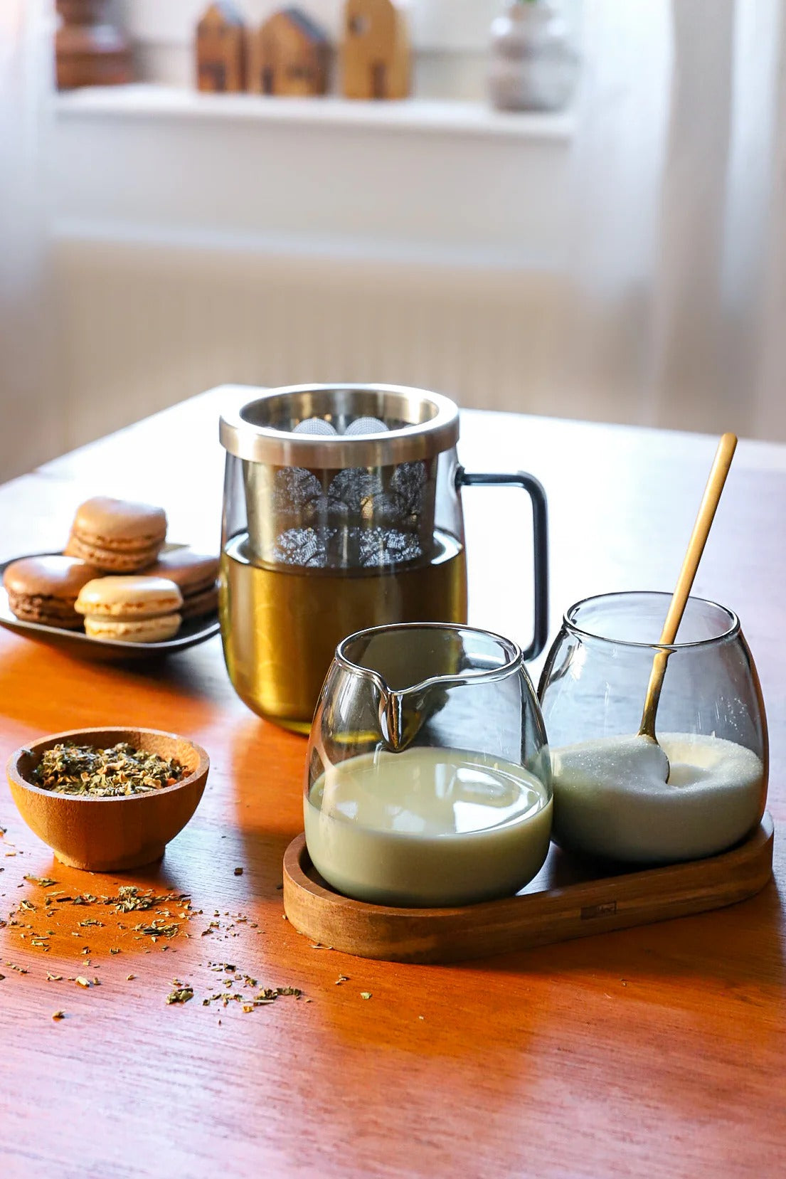 Yuna tea glass with tea infuser